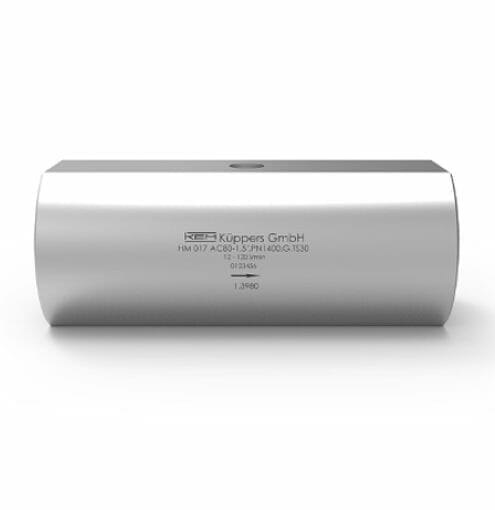 Kompakt og robust HM Turbin Flowmeter, smalt og rundt for lett installasjon.